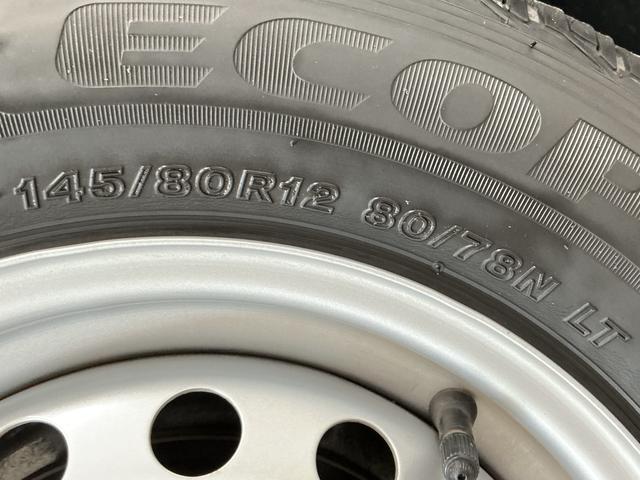 ハイゼットカーゴＤＸ　雹害車両　４ＷＤ　ＣＶＴ　ワンオーナー　ＥＴＣ　ラジオ雹害車両　１年保証　前後コーナーセンサー　４ＷＤ　ＣＶＴ車　ワンオーナー　ＥＴＣ　オートハイビーム　アイドリングストップ　キーレスエントリー　横滑り防止装置　ドアバイザー　ヘッドライトレベライザー（兵庫県）の中古車