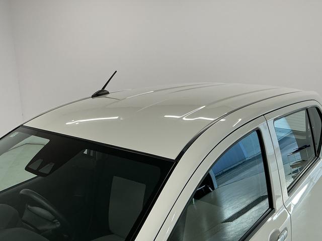 ミライースＬ　ＳＡIII　雹害車両　前後コーナーセンサー　キーレス雹害車両　１年保証　前後コーナーセンサー　オートマチックハイビーム　アイドリングストップ　キーレスエントリー　横滑り防止装置　オートライト　ヘッドライトレベライザー　アクセサリーソケット（兵庫県）の中古車