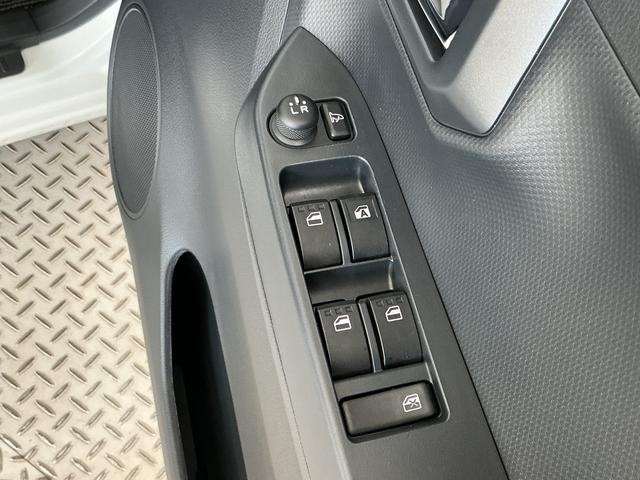 ミライースＸ　ＳＡIII　雹害車両　前後コーナーセンサー　キーレス雹害車両　１年保証　前後コーナーセンサー　オートハイビーム　ＬＥＤヘッドライト　アイドリングストップ　キーレスエントリー　横滑り防止装置　オートライト　ヘッドライトレベライザー　電動格納ドアミラー（兵庫県）の中古車