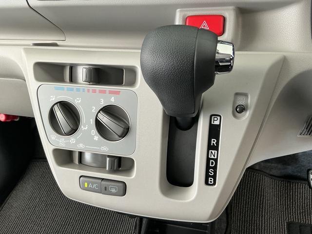 ミライースＸ　ＳＡIII　雹害車両　前後コーナーセンサー　キーレス雹害車両　１年保証　前後コーナーセンサー　オートハイビーム　ＬＥＤヘッドライト　アイドリングストップ　キーレスエントリー　横滑り防止装置　オートライト　ヘッドライトレベライザー　電動格納ドアミラー（兵庫県）の中古車