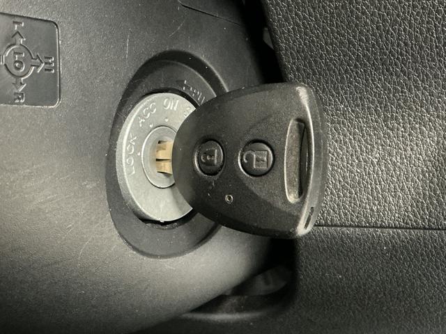 ハイゼットカーゴＤＸ　雹害車両　ＣＶＴ　１オーナー　ＥＴＣ　コーナーセンサー雹害車両　１年保証　前後コーナーセンサー　ＣＶＴ車　ワンオーナー　ＥＴＣ　オートハイビーム　アイドリングストップ　キーレスエントリー　横滑り防止装置　ドアバイザー　ヘッドライトレベライザー　ラジオ（兵庫県）の中古車