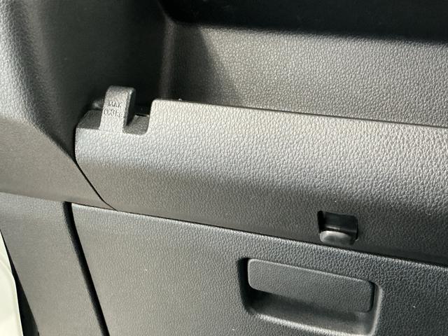ハイゼットカーゴＤＸ　雹害車両　ＣＶＴ　１オーナー　ＥＴＣ　コーナーセンサー雹害車両　１年保証　前後コーナーセンサー　ＣＶＴ車　ワンオーナー　ＥＴＣ　オートハイビーム　アイドリングストップ　キーレスエントリー　横滑り防止装置　ドアバイザー　ヘッドライトレベライザー　ラジオ（兵庫県）の中古車