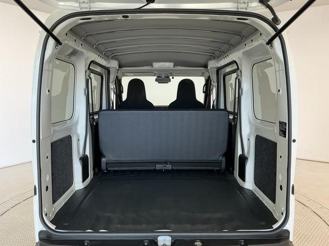 ハイゼットカーゴＤＸ　雹害車両　ＣＶＴ　１オーナー　ＥＴＣ　コーナーセンサー雹害車両　１年保証　前後コーナーセンサー　ＣＶＴ車　ワンオーナー　ＥＴＣ　オートハイビーム　アイドリングストップ　キーレスエントリー　横滑り防止装置　ドアバイザー　ヘッドライトレベライザー　ラジオ（兵庫県）の中古車