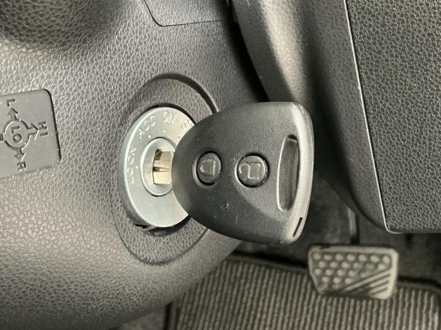 ミライースＬ　ＳＡIII　前後コーナーセンサー　アイドリングストップ走行無制限１年保証　前後コーナーセンサー　オートハイビーム　アイドリングストップ　キーレスエントリー　横滑り防止装置　オートライト　ヘッドライトレベライザー　アクセサリーソケット　助手席エアバック（兵庫県）の中古車