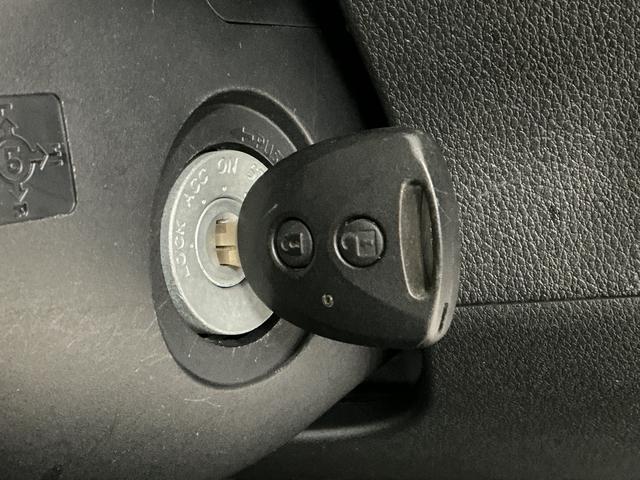 ハイゼットカーゴＤＸ　雹害車両　ＣＶＴ　１オーナー　ＥＴＣ　コーナーセンサー雹害車両　１年保証　前後コーナーセンサー　ワンオーナー　ＣＶＴ車　ＥＴＣ　オートハイビーム　アイドリングストップ　横滑り防止装置　ドアバイザー　ヘッドライトレベライザー　アクセサリーソケット（兵庫県）の中古車
