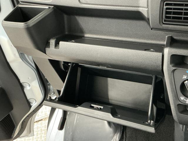ハイゼットカーゴＤＸ　雹害車両　ＣＶＴ　１オーナー　ＥＴＣ　コーナーセンサー雹害車両　１年保証　前後コーナーセンサー　ワンオーナー　ＣＶＴ車　ＥＴＣ　オートハイビーム　アイドリングストップ　横滑り防止装置　ドアバイザー　ヘッドライトレベライザー　アクセサリーソケット（兵庫県）の中古車