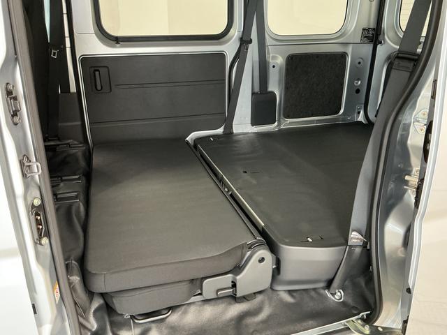 ハイゼットカーゴＤＸ　雹害車両　ＣＶＴ　１オーナー　ＥＴＣ　コーナーセンサー雹害車両　１年保証　前後コーナーセンサー　ワンオーナー　ＣＶＴ車　ＥＴＣ　オートハイビーム　アイドリングストップ　横滑り防止装置　ドアバイザー　ヘッドライトレベライザー　アクセサリーソケット（兵庫県）の中古車