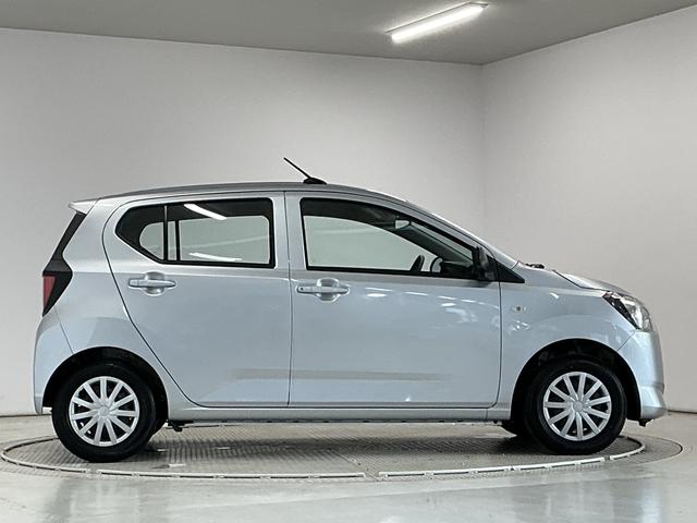 ミライースＬ　雹害車両　アイドリングストップ　キーレスエントリー雹害車両　１年保証　アイドリングストップ　キーレスエントリー　横滑り防止装置　オートライト　ヘッドライトレベライザー　アクセサリーソケット　インパネシフト　インフォーメーションディスプレイ（兵庫県）の中古車