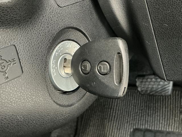 ミライースＬ　ＳＡIII　雹害車両　前後コーナーセンサー　キーレス雹害車両　１年保証　前後コーナーセンサー　オートハイビーム　アイドリングストップ　キーレスエントリー　横滑り防止装置　オートライト　ヘッドライトレベライザー　アクセサリーソケット　デジタルメーター（兵庫県）の中古車