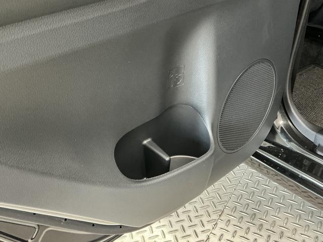 ミライースＬ　ＳＡIII　雹害車両　前後コーナーセンサー　キーレス雹害車両　１年保証　前後コーナーセンサー　オートハイビーム　アイドリングストップ　キーレスエントリー　横滑り防止装置　オートライト　ヘッドライトレベライザー　アクセサリーソケット　デジタルメーター（兵庫県）の中古車