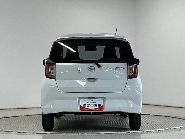 ミライースＸ　リミテッドＳＡIII　雹害車両　前後コーナーセンサー雹害車両　１年保証　前後コーナーセンサー　オートハイビーム　ＬＥＤヘッドライト　アイドリングストップ　キーレスエントリー　横滑り防止装置　オートライト　ヘッドライトレベライザー　電動格納ドアミラー（兵庫県）の中古車