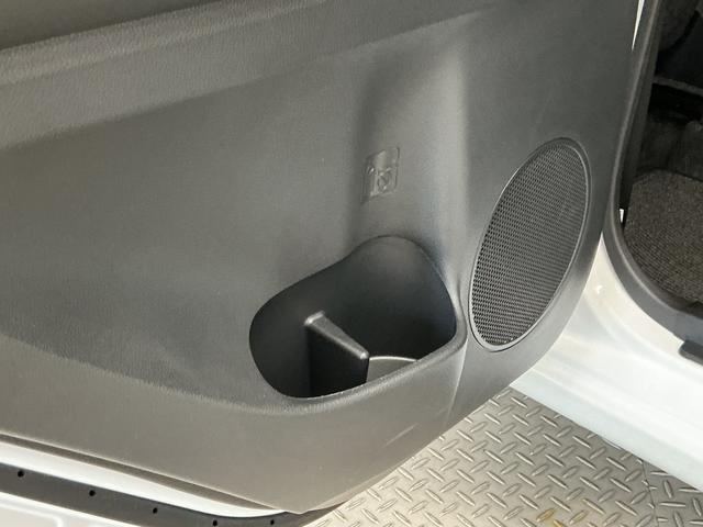 ミライースＸ　リミテッドＳＡIII　雹害車両　前後コーナーセンサー雹害車両　１年保証　前後コーナーセンサー　オートハイビーム　ＬＥＤヘッドライト　アイドリングストップ　キーレスエントリー　横滑り防止装置　オートライト　ヘッドライトレベライザー　電動格納ドアミラー（兵庫県）の中古車
