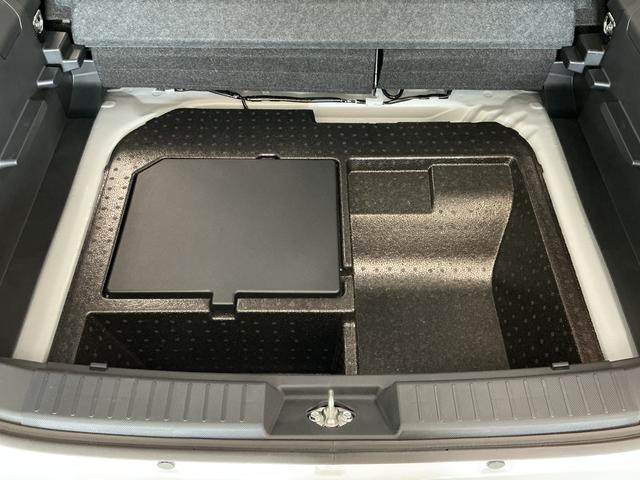 ロッキープレミアムG HEV 9インチナビ ETC パノラマモニター1年保証 9インチナビ ドラレコ ETC パノラマモニター アダプティブクルーズコントロール 前後コーナーセンサー 前席シートヒーター フルセグTV Bluetooth 17インチ純正アルミホイール(兵庫県)の中古車