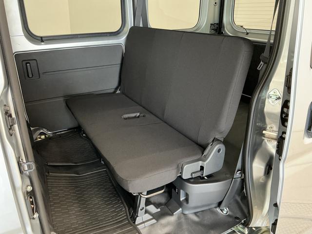 ハイゼットカーゴＤＸ　ＣＶＴ　前後コーナーセンサー　ラジオ　両側スライドドア走行無制限１年保証　前後コーナーセンサー　ＣＶＴ車　オートハイビーム　アイドリングストップ　キーレスエントリー　横滑り防止装置　ヘッドライトレベライザー　パワーウィンドウ　ラジオ　スマートアシスト（兵庫県）の中古車