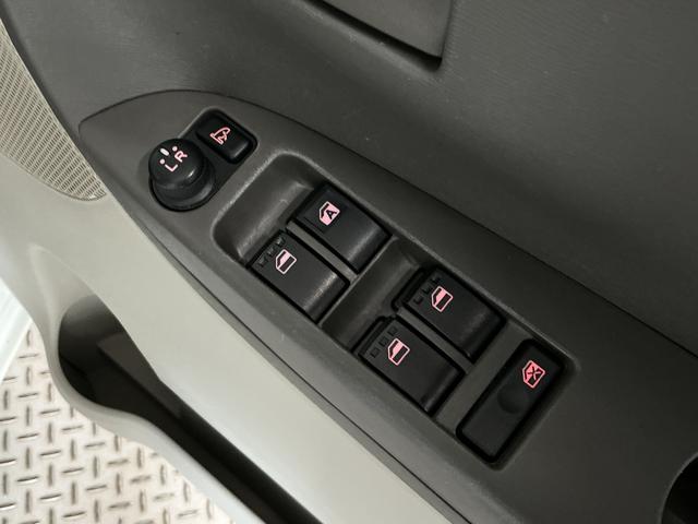 タントＸ　ＳＡ　禁煙車　ＥＴＣ　片側電動スライドドア　スマートキー走行無制限１年保証　片側電動スライドドア　禁煙車　ＥＴＣ　アイドリングストップ　プッシュスタート　横滑り防止装置　オートライト　オートエアコン　ドアバイザー　ヘッドライトレベライザー　電動格納ミラー（兵庫県）の中古車