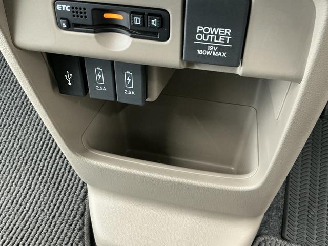 Ｎ−ＷＧＮＧ　ＳＳパッケージ　禁煙　ワンオーナー　ナビＴＶ　ＥＴＣ１年保証　禁煙車　ワンオーナー　ナビＴＶ　ＥＴＣ　バックカメラ　ＤＶＤ　ＵＳＢ接続　Ｂｌｕｅｔｏｏｔｈ　ＨＩＤヘッドライト　プッシュスタート　アイドリングストップ　横滑り防止装置　オートエアコン（兵庫県）の中古車