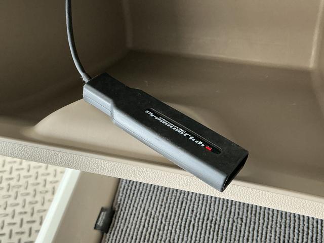 Ｎ−ＷＧＮＧ　ＳＳパッケージ　禁煙　ワンオーナー　ナビＴＶ　ＥＴＣ１年保証　禁煙車　ワンオーナー　ナビＴＶ　ＥＴＣ　バックカメラ　ＤＶＤ　ＵＳＢ接続　Ｂｌｕｅｔｏｏｔｈ　ＨＩＤヘッドライト　プッシュスタート　アイドリングストップ　横滑り防止装置　オートエアコン（兵庫県）の中古車