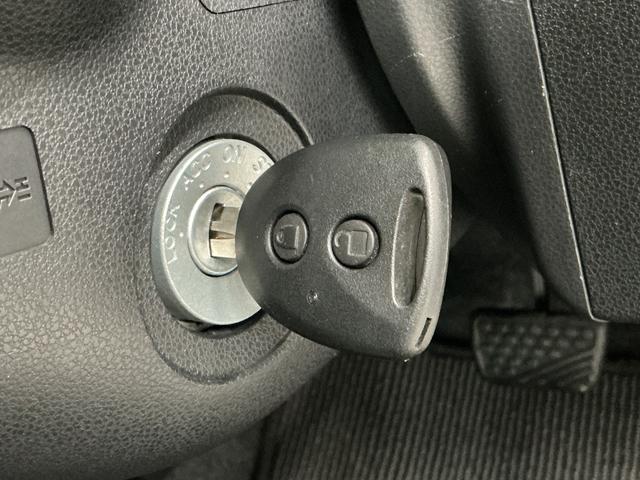 ミライースＬ　ＳＡIII　雹害車両　前後コーナーセンサー　キーレス雹害車両　１年保証　前後コーナーセンサー　オートハイビーム　アイドリングストップ　キーレスエントリー　横滑り防止装置　オートライト　ヘッドライトレベライザー　インパネシフト　スマートアシスト（兵庫県）の中古車