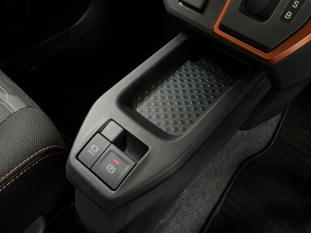タフトＧ　クルコン　コーナーセンサー　シートヒーター　スマートキー走行無制限１年保証　前後コーナーセンサー　アダプティブクルーズコントロール　シートヒーター　オートハイビーム　オートブレーキホールド　スマートキー　スカイフィールトップ　１５インチ純正アルミホイール（兵庫県）の中古車