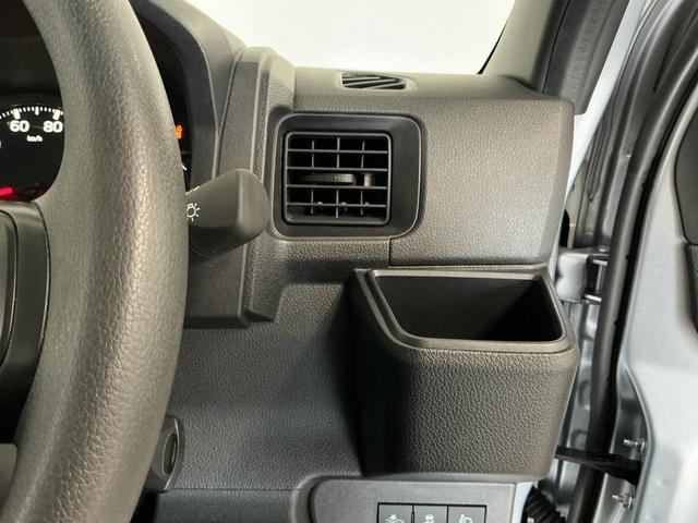 ハイゼットカーゴＤＸ　雹害車両　ＣＶＴ　１オーナー　ＥＴＣ　コーナーセンサー雹害車両　１年保証　前後コーナーセンサー　ＣＶＴ車　ワンオーナー　ＥＴＣ　オートハイビーム　アイドリングストップ　キーレスエントリー　横滑り防止装置　ヘッドライトレベライザー　ラジオ　間仕切りカーテン（兵庫県）の中古車