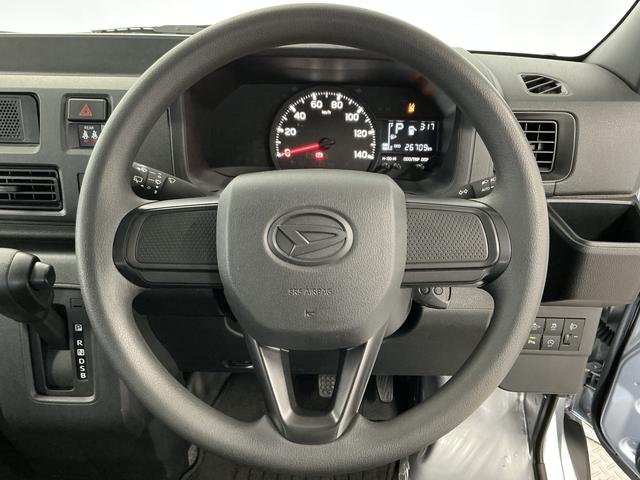 ハイゼットカーゴＤＸ　雹害車両　ＣＶＴ　１オーナー　ＥＴＣ　コーナーセンサー雹害車両　１年保証　前後コーナーセンサー　ＣＶＴ車　ワンオーナー　ＥＴＣ　オートハイビーム　アイドリングストップ　キーレスエントリー　横滑り防止装置　ヘッドライトレベライザー　ラジオ　間仕切りカーテン（兵庫県）の中古車