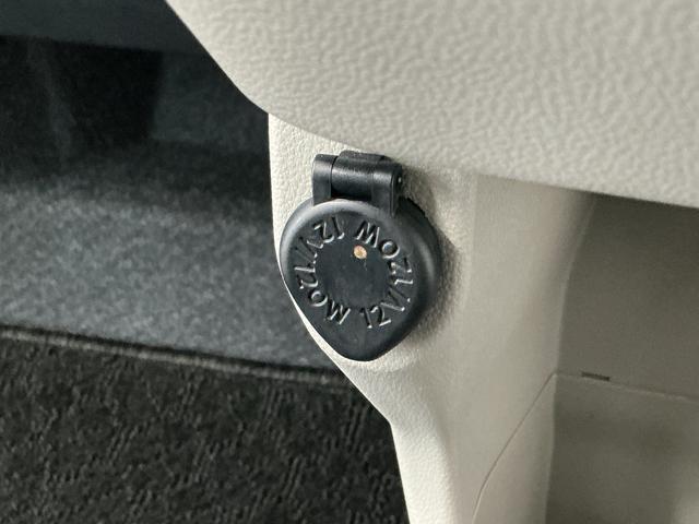 キャストスタイルＸ　リミテッド　ＳＡIII　ナビＴＶ　バックカメラ１年保証　ナビＴＶ　ＥＴＣ　バックカメラ　前席シートヒーター　Ｂｌｕｅｔｏｏｔｈ　オートハイビーム　アイドリングストップ　プッシュスタート　横滑り防止装置　オートエアコン　ヘッドライトレベライザー（兵庫県）の中古車