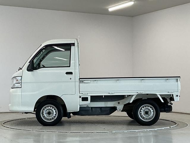 ハイゼットトラックスペシャル　５ＭＴ　３方開　ゲートプロテクター　荷台マット走行無制限１年保証　ＭＴ車　荷台マット　３方開　ゲートプロテクター　ドアバイザー　ヘッドライトレベライザー　リアゲートチェーン　ラジオ　スペアタイヤ　バッテリーカバー　ラバーフロアマット（兵庫県）の中古車