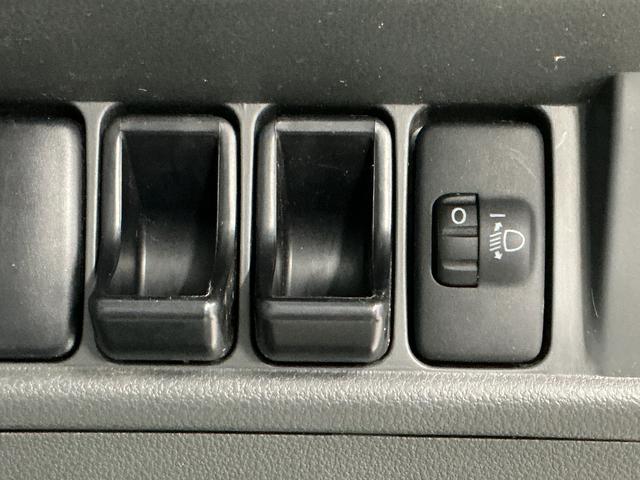 ハイゼットトラックスペシャル　５ＭＴ　３方開　ゲートプロテクター　荷台マット走行無制限１年保証　ＭＴ車　荷台マット　３方開　ゲートプロテクター　ドアバイザー　ヘッドライトレベライザー　リアゲートチェーン　ラジオ　スペアタイヤ　バッテリーカバー　ラバーフロアマット（兵庫県）の中古車