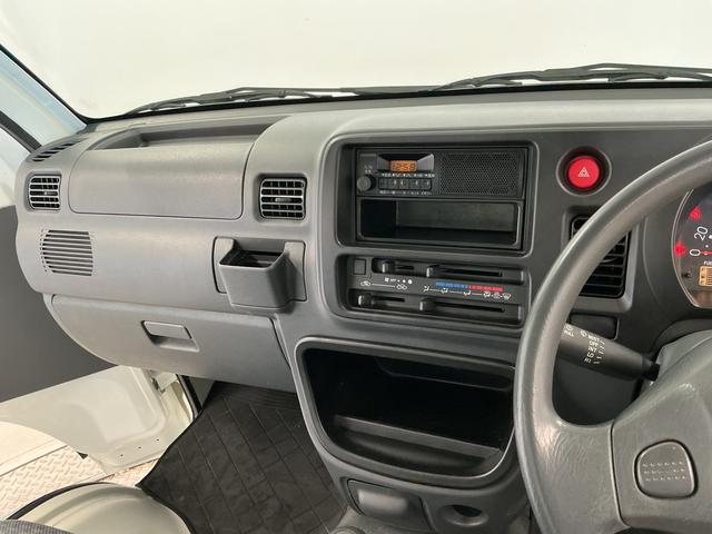 ハイゼットトラックスペシャル　５ＭＴ　３方開　ゲートプロテクター　荷台マット走行無制限１年保証　ＭＴ車　荷台マット　３方開　ゲートプロテクター　ドアバイザー　ヘッドライトレベライザー　リアゲートチェーン　ラジオ　スペアタイヤ　バッテリーカバー　ラバーフロアマット（兵庫県）の中古車