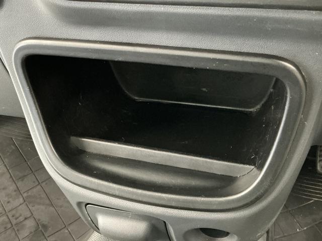 ハイゼットトラックスペシャル　５ＭＴ　３方開　ゲートプロテクター　荷台マット走行無制限１年保証　ＭＴ車　荷台マット　３方開　ゲートプロテクター　ドアバイザー　ヘッドライトレベライザー　リアゲートチェーン　ラジオ　スペアタイヤ　バッテリーカバー　ラバーフロアマット（兵庫県）の中古車