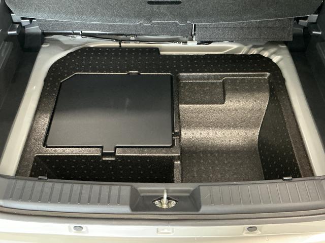 ロッキープレミアムG HEV 雹害車両 ワンオーナー 9インチナビ雹害車両 1年保証 ワンオーナー ETC 9インチナビTV ドラレコ パノラマモニター アダプティブクルーズコントロール 前後コーナーセンサー ブラインドスポットモニター 17インチ純正アルミホイール(兵庫県)の中古車