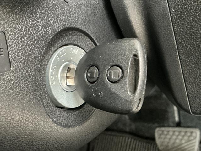 ミライースＬ　ＳＡIII　雹害車両　前後コーナーセンサー　キーレス雹害車両　１年保証　前後コーナーセンサー　オートハイビーム　アイドリングストップ　キーレスエントリー　横滑り防止装置　オートライト　ヘッドライトレベライザー　アクセサリーソケット　デジタルメーター（兵庫県）の中古車