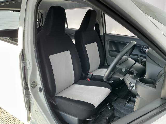 ミライースＬ　ＳＡIII　雹害車両　前後コーナーセンサー　キーレス雹害車両　１年保証　前後コーナーセンサー　オートハイビーム　アイドリングストップ　キーレスエントリー　横滑り防止装置　オートライト　ヘッドライトレベライザー　アクセサリーソケット　デジタルメーター（兵庫県）の中古車