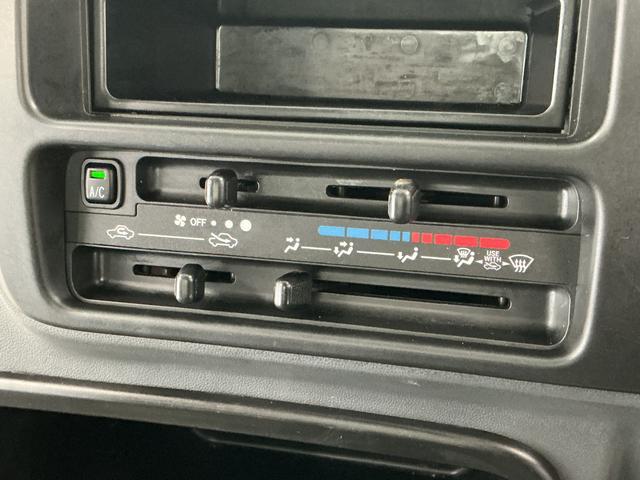 ハイゼットトラックエアコン・パワステスペシャルVS 4WD 5MT 荷台作業灯走行無制限1年保証 4WD 荷台作業灯 MT車 3方開 ゲートプロテクター 荷台マット ドアバイザー ヘッドライトレベライザー シガーソケット リアゲートチェーン ラジオ 12インチアルミホイール(兵庫県)の中古車