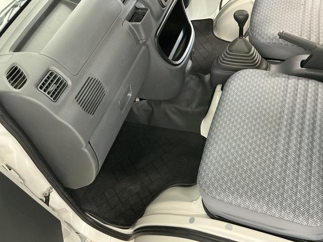 ハイゼットトラックエアコン・パワステスペシャルVS 4WD 5MT 荷台作業灯走行無制限1年保証 4WD 荷台作業灯 MT車 3方開 ゲートプロテクター 荷台マット ドアバイザー ヘッドライトレベライザー シガーソケット リアゲートチェーン ラジオ 12インチアルミホイール(兵庫県)の中古車