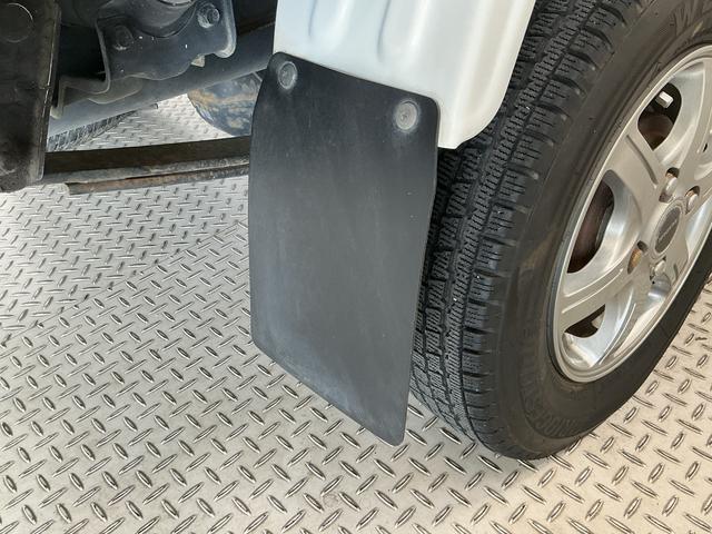 ハイゼットトラックエアコン・パワステスペシャルVS 4WD 5MT 荷台作業灯走行無制限1年保証 4WD 荷台作業灯 MT車 3方開 ゲートプロテクター 荷台マット ドアバイザー ヘッドライトレベライザー シガーソケット リアゲートチェーン ラジオ 12インチアルミホイール(兵庫県)の中古車