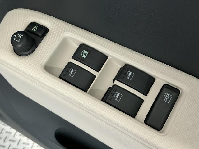 ミラココアココアプラスXスペシャルコーデ1年保証 禁煙車 ワンオーナー ナビTV ETC バックカメラ ルーフレール DVD Bluetooth アイドリングストップ スマートキー オートエアコン ドアバイザー 電動格納ミラー ベンチシート(兵庫県)の中古車