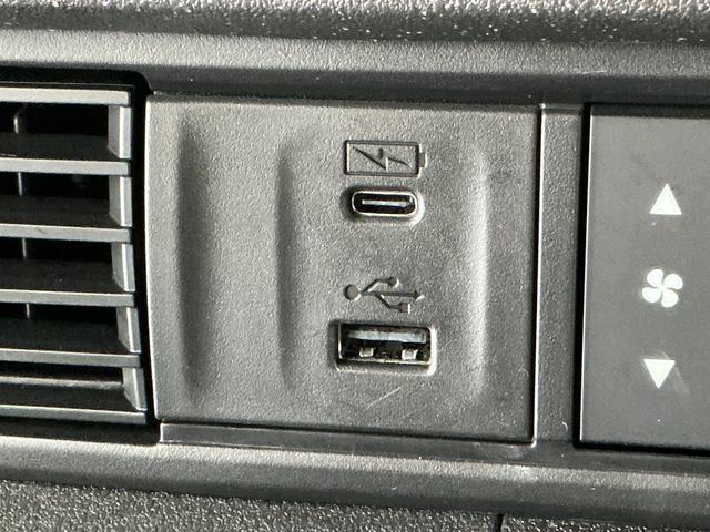N−BOXカスタムターボ ワンオーナー 8インチHondaCONNECTナビ1年保証 ワンオーナー 8インチHondaCONNECTナビ TV ETC バックカメラ アダプティブクルーズコントロール 両側電動スライドドア 前後コーナーセンサー シートヒーター パドルシフト(兵庫県)の中古車
