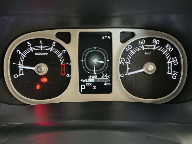 ムーヴキャンバスストライプスＧ　両側電動スライドドア　前後コーナーセンサー走行無制限１年保証　両側電動スライドドア　前後コーナーセンサー　前席シートヒーター　ホットカップホルダー　オートハイビーム　ＬＥＤヘッドライト　プッシュスタート　横滑り防止装置　オートエアコン（兵庫県）の中古車