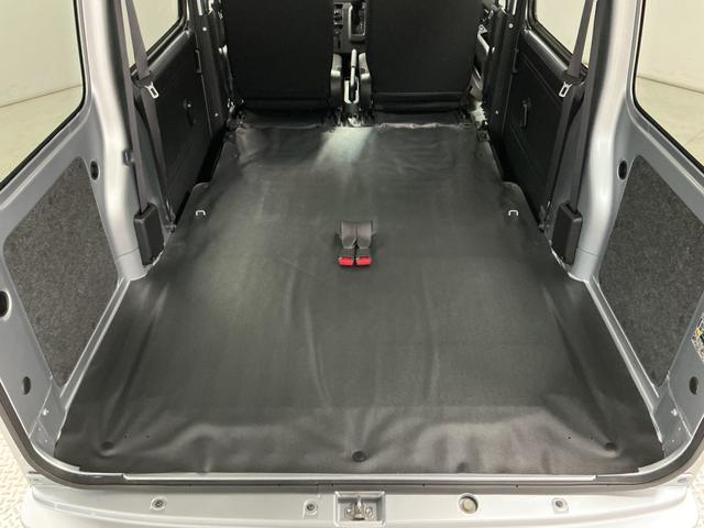 ハイゼットカーゴデラックスSAIII AT リアコーナーセンサー ラジオ走行無制限1年保証 リアコーナーセンサー AT車 オートハイビーム LEDヘッドライト アイドリングストップ 横滑り防止装置 キーレス ドアバイザー ヘッドライトレベライザー 間仕切りカーテン ラジオ(兵庫県)の中古車