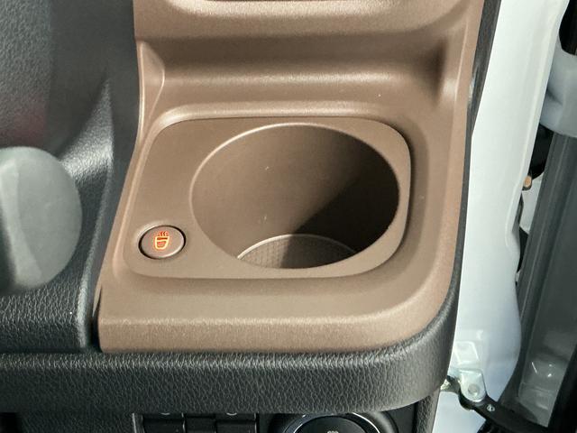 ムーヴキャンバスセオリーＧ　雹害車両　両側電動スライドドア　コーナーセンサー雹害車両　１年保証　両側電動スライドドア　前後コーナーセンサー　前席シートヒーター　ホットカップホルダー　オートハイビーム　ＬＥＤヘッドライト　オートブレーキホールド　スマートキー　オートエアコン（兵庫県）の中古車