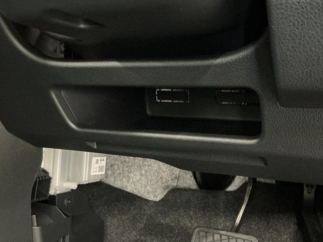 ムーヴキャンバスセオリーＧ　雹害車両　両側電動スライドドア　コーナーセンサー雹害車両　１年保証　両側電動スライドドア　前後コーナーセンサー　前席シートヒーター　ホットカップホルダー　オートハイビーム　ＬＥＤヘッドライト　オートブレーキホールド　スマートキー　オートエアコン（兵庫県）の中古車