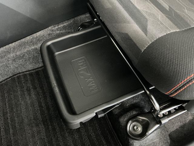 タフトGターボ 4WD ワンオーナー クルコン コーナーセンサー走行無制限1年保証 前後コーナーセンサー 4WD ワンオーナー アダプティブクルーズコントロール シートヒーター オートハイビーム プッシュスタート スカイフィールトップ 15インチ純正アルミホイール(兵庫県)の中古車