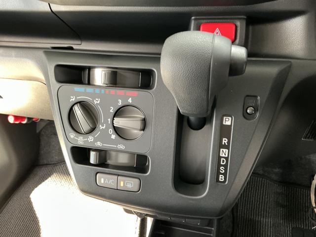 ミライースＬ　ＳＡIII　雹害車両　前後コーナーセンサー　キーレス雹害車両　１年保証　前後コーナーセンサー　オートハイビーム　アイドリングストップ　キーレスエントリー　横滑り防止装置　オートライト　ヘッドライトレベライザー　インパネシフト　スマートアシスト（兵庫県）の中古車