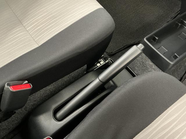 ミライースＧ　リミテッドＳＡIII　雹害車両　ＣＤ　前席シートヒーター雹害車両　１年保証　前後コーナーセンサー　ＣＤオーディオ　前席シートヒーター　オートハイビーム　ＬＥＤヘッドライト　プッシュスタート　横滑り防止装置　電動格納ドアミラー　１４インチ純正アルミホイール（兵庫県）の中古車
