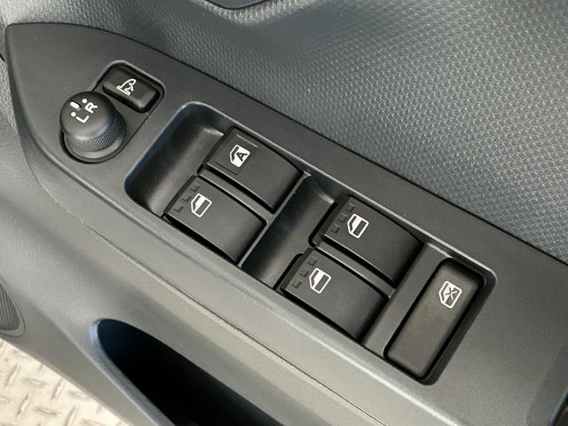 ミライースＸ　ＳＡIII　雹害車両　前後コーナーセンサー　キーレス雹害車両　１年保証　前後コーナーセンサー　オートハイビーム　ＬＥＤヘッドライト　アイドリングストップ　キーレスエントリー　横滑り防止装置　オートライト　ヘッドライトレベライザー　電動格納ドアミラー（兵庫県）の中古車