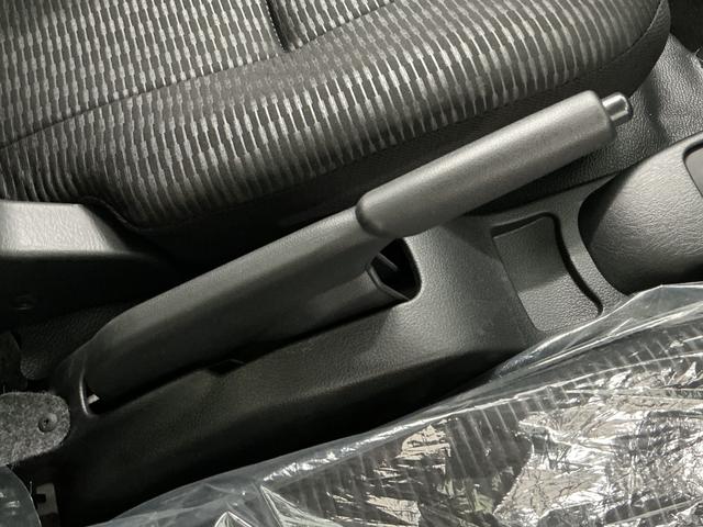 ハイゼットトラックジャンボエクストラ　４ＷＤ　ＣＶＴ　コーナーセンサー　３方開走行無制限１年保証　前後コーナーセンサー　４ＷＤ　ＣＶＴ車　３方開　荷台作業灯　リアゲートチェーン　オートハイビーム　ＬＥＤヘッドライト　アイドリングストップ　横滑り防止装置　スマートキー　デフロック（兵庫県）の中古車