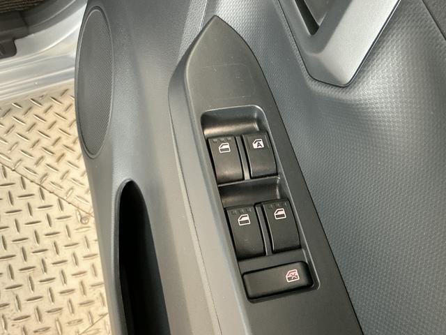 ミライースL SAIII 雹害車両 前後コーナーセンサー キーレス雹害車両 1年保証 前後コーナーセンサー オートハイビーム アイドリングストップ キーレスエントリー 横滑り防止装置 オートライト ヘッドライトレベライザー アクセサリーソケット デジタルメーター(兵庫県)の中古車