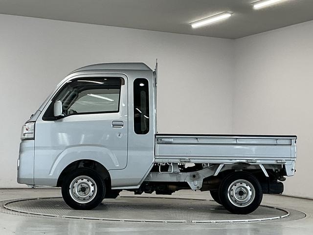 ハイゼットトラックジャンボ　禁煙　１オーナー　ＡＴ　ナビＴＶ　ドラレコ　ＥＴＣ走行無制限１年保証　禁煙車　ワンオーナー　ＡＴ車　ナビＴＶ　ドラレコ　ＥＴＣ　３方開　荷台作業灯　ゲートプロテクター　荷台マット　リアゲートチェーン　ＵＳＢ接続　Ｂｌｕｅｔｏｏｔｈ　ドアバイザー（兵庫県）の中古車