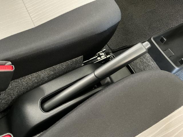 ミライースＸ　リミテッドＳＡIII　雹害車両　前後コーナーセンサー雹害車両　１年保証　前後コーナーセンサー　オートハイビーム　ＬＥＤヘッドライト　アイドリングストップ　キーレスエントリー　横滑り防止装置　オートライト　ヘッドライトレベライザー　電動格納ドアミラー（兵庫県）の中古車